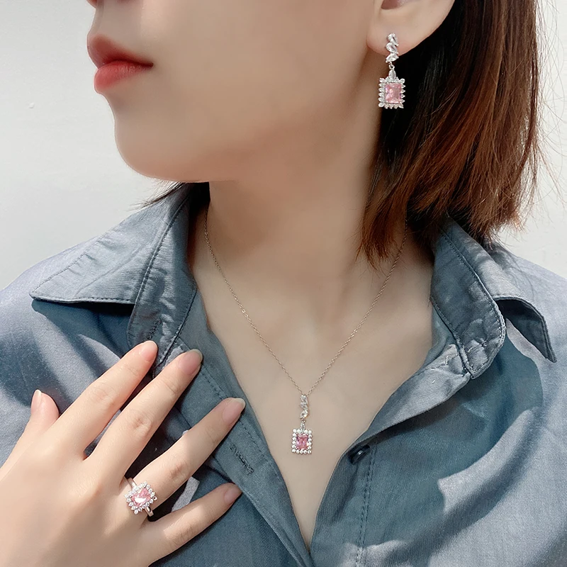 S925 Sterling Silver Pink Ruby Kolme osaline Komplekt Square Tsirkooniumoksiid Ring Ripats Kaelakee, Kõrvarõngad Fine Jewellery jaoks Ema 4