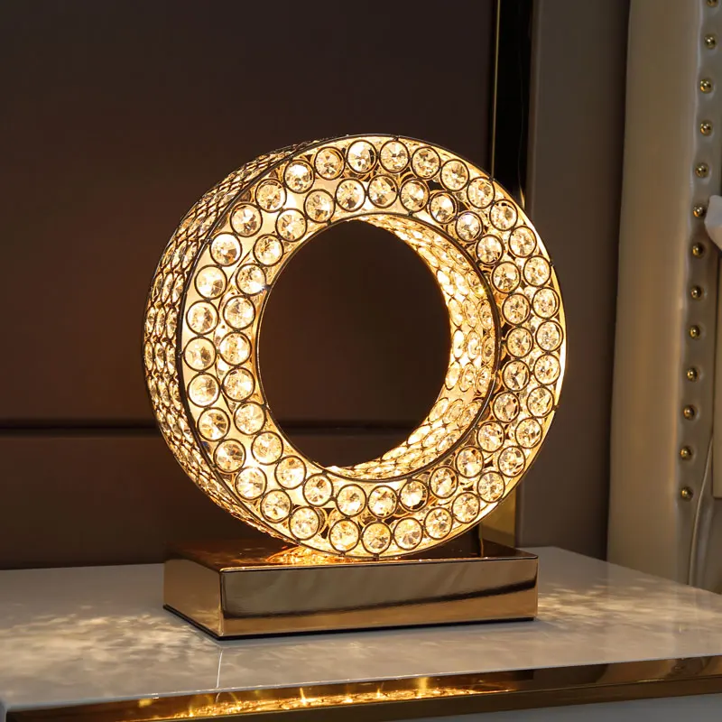 Crystal Ring Ring Laua Lamp Loominguline Uuringu LED laualamp Kaasaegne Gold Crystal Magamistoas voodi kõrval Hele